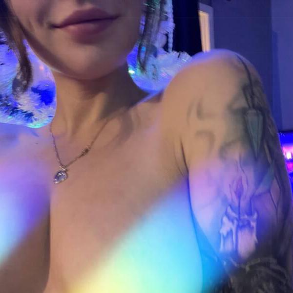 Savannah Sol is Female Escorts. | Niagara | Ontario | Canada | EscortsLiaison