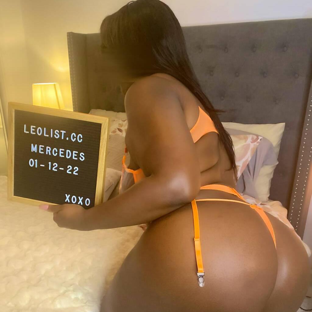 Mercedes is Female Escorts. | Kitchener | Ontario | Canada | EscortsLiaison