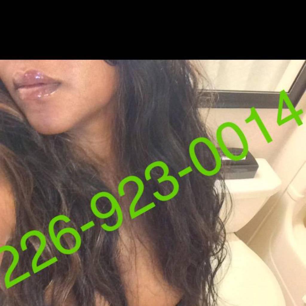 Paris (CASH ACCEPTED) is Female Escorts. | Owen Sound | Ontario | Canada | EscortsLiaison