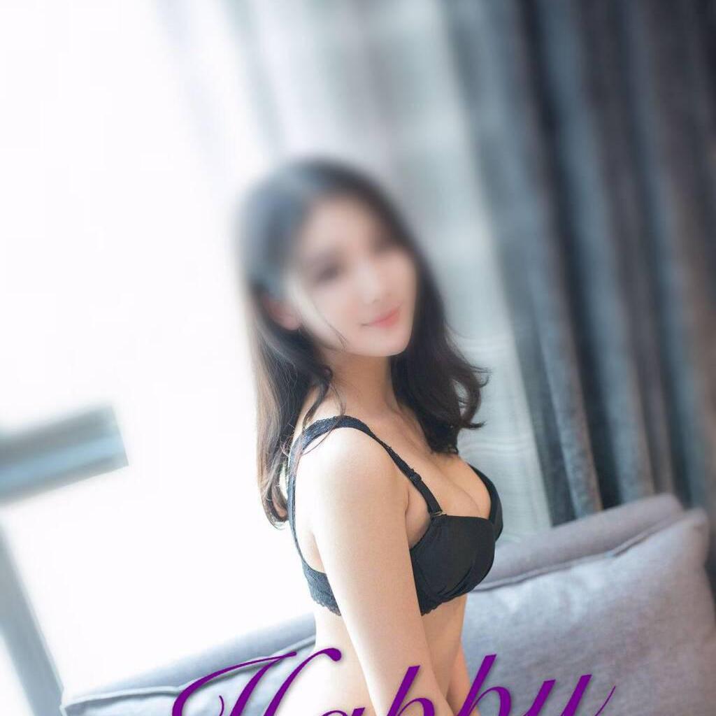 Oriental Foot Massage is Female Escorts. | Medicine Hat | Alberta | Canada | EscortsLiaison