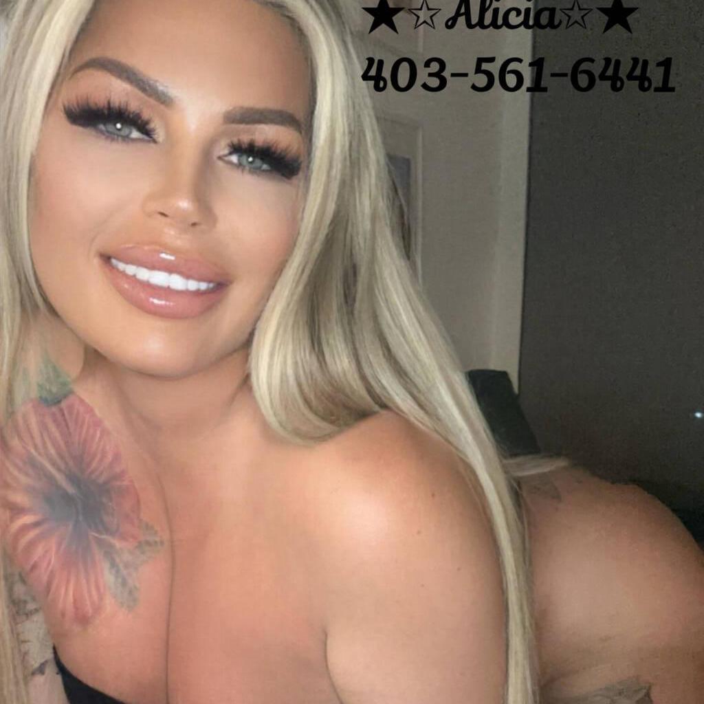 Alicia is Female Escorts. | Grande Prairie | Alberta | Canada | EscortsLiaison