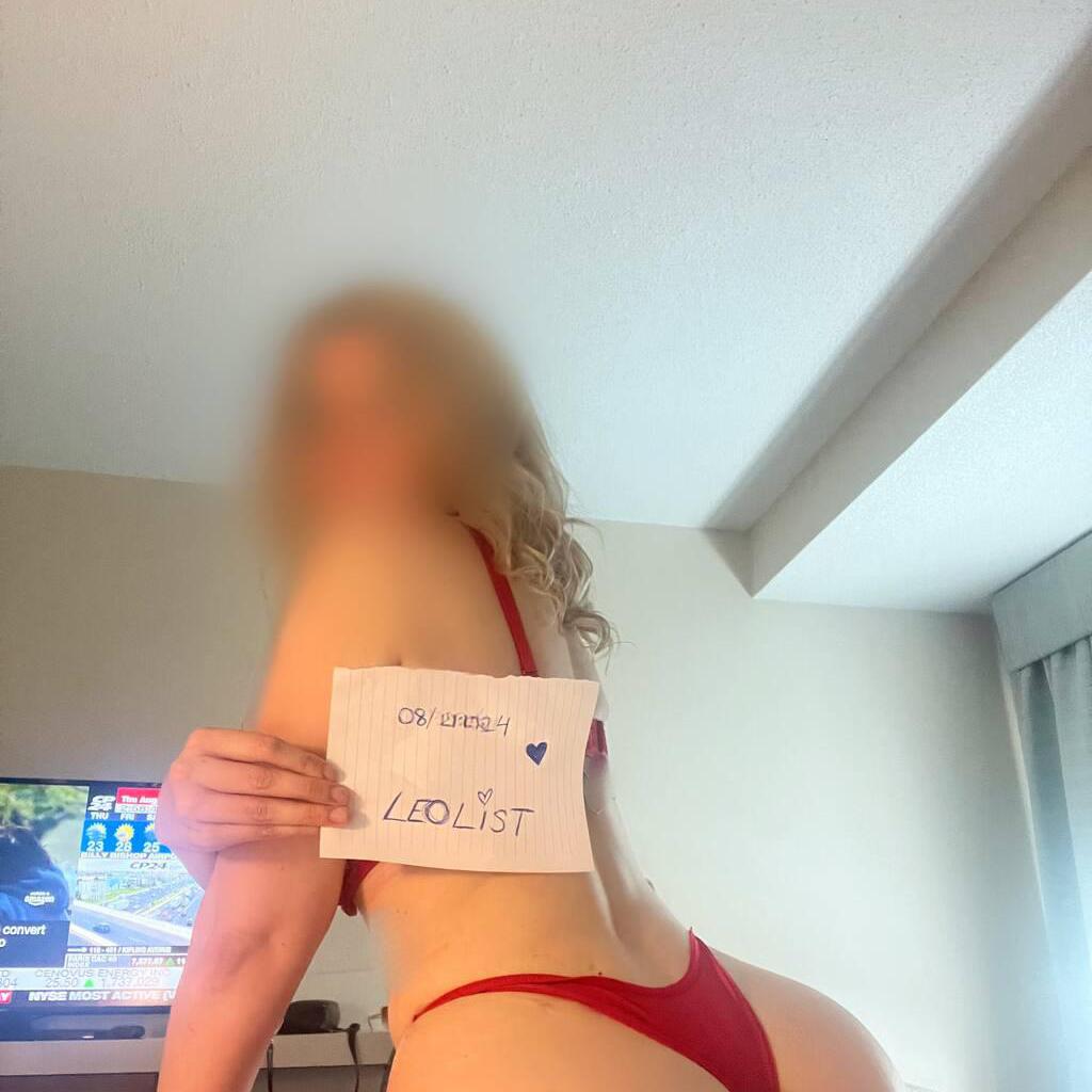 Maya is Female Escorts. | Hamilton | Ontario | Canada | EscortsLiaison