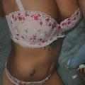 Chloé is Female Escorts. | Kingston | Ontario | Canada | EscortsLiaison