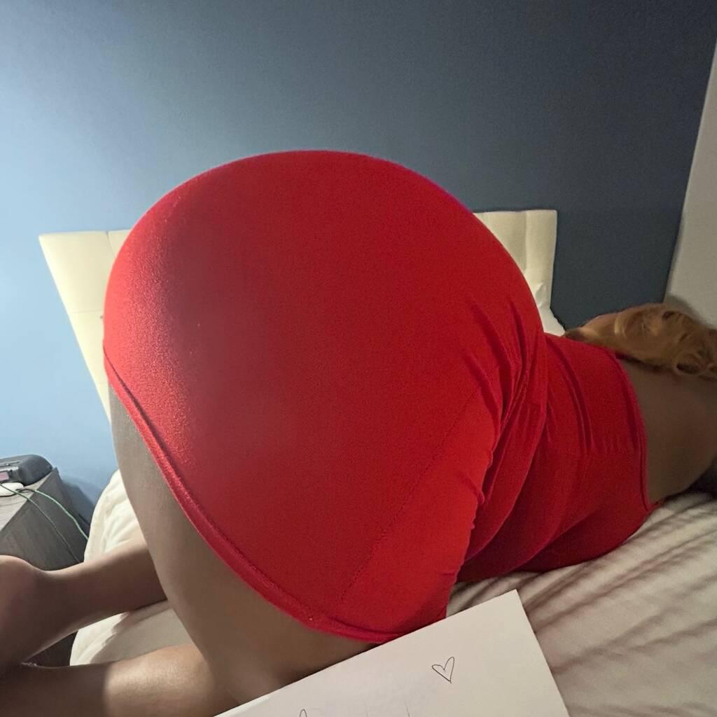 Kiara is Female Escorts. | Kitchener | Ontario | Canada | EscortsLiaison