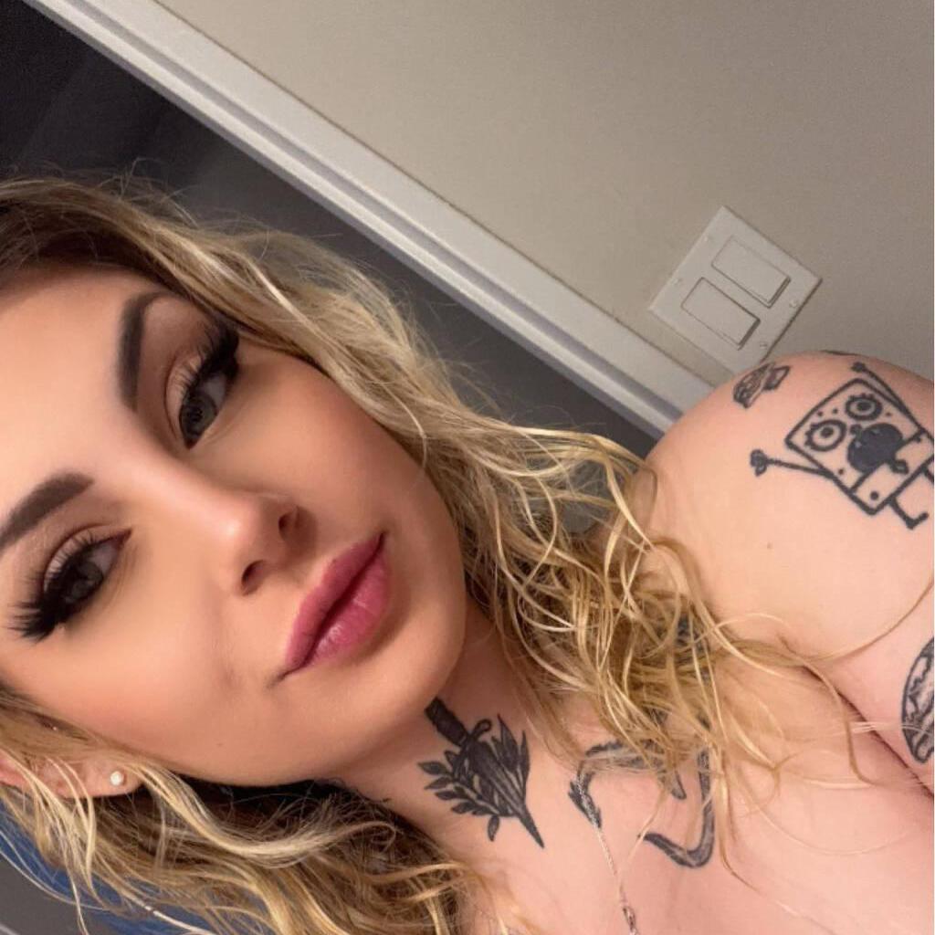 Juicy j is Female Escorts. | Hamilton | Ontario | Canada | EscortsLiaison