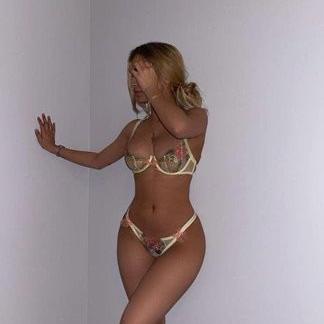 Giselle its my life life Baby im a Pornstar is Female Escorts. | Wollongong | Australia | Australia | EscortsLiaison