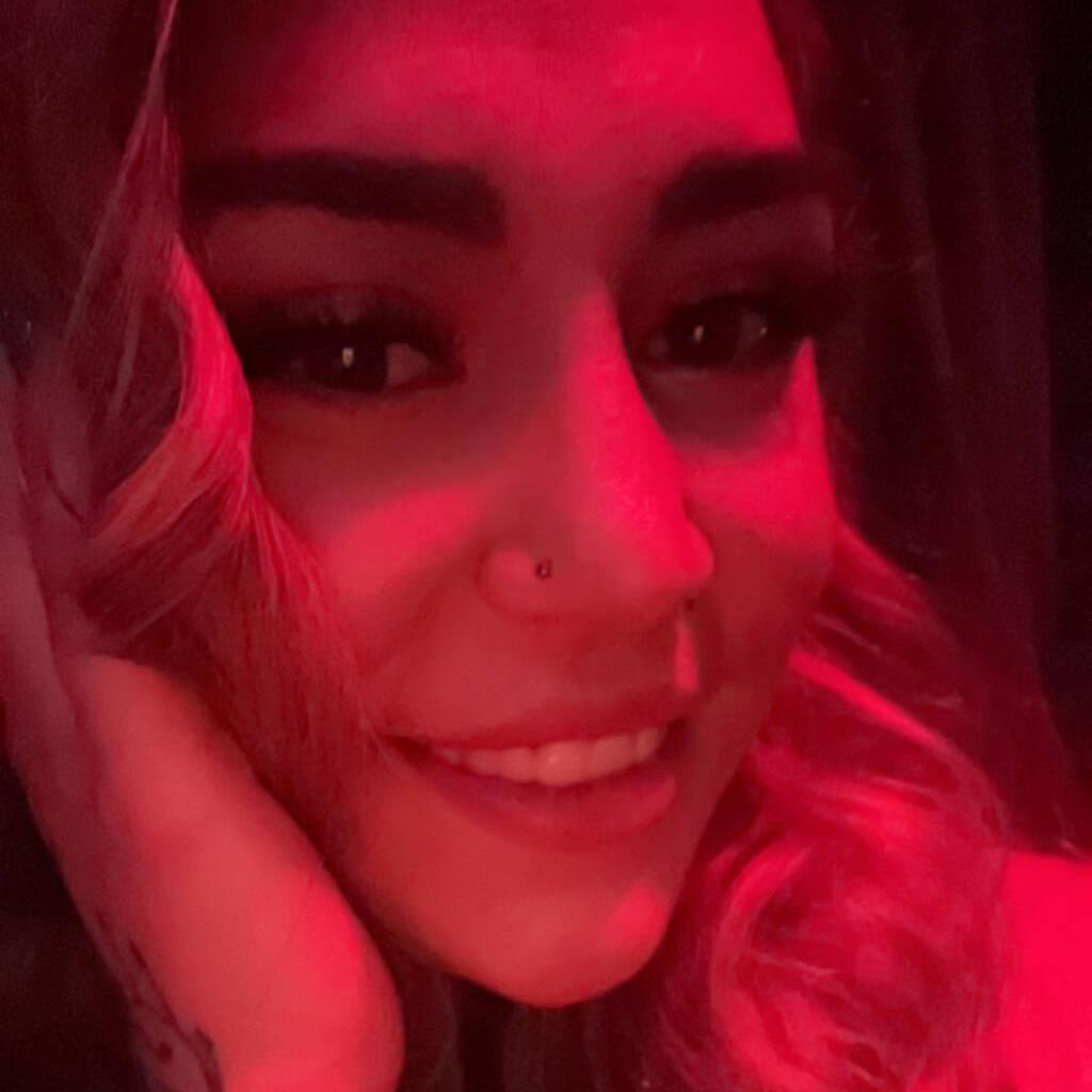 
                        Naomi
                     is Female Escorts. | Lethbridge | Alberta | Canada | EscortsLiaison