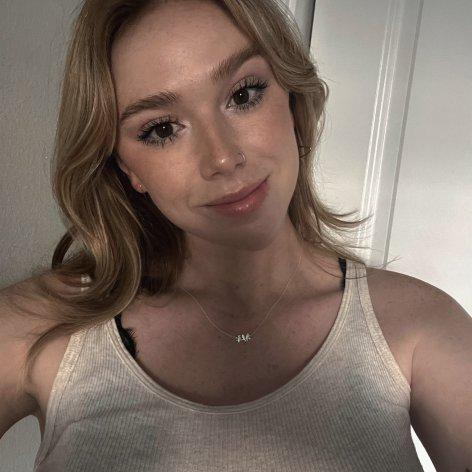  is Female Escorts. | seattle | Washington | United States | EscortsLiaison