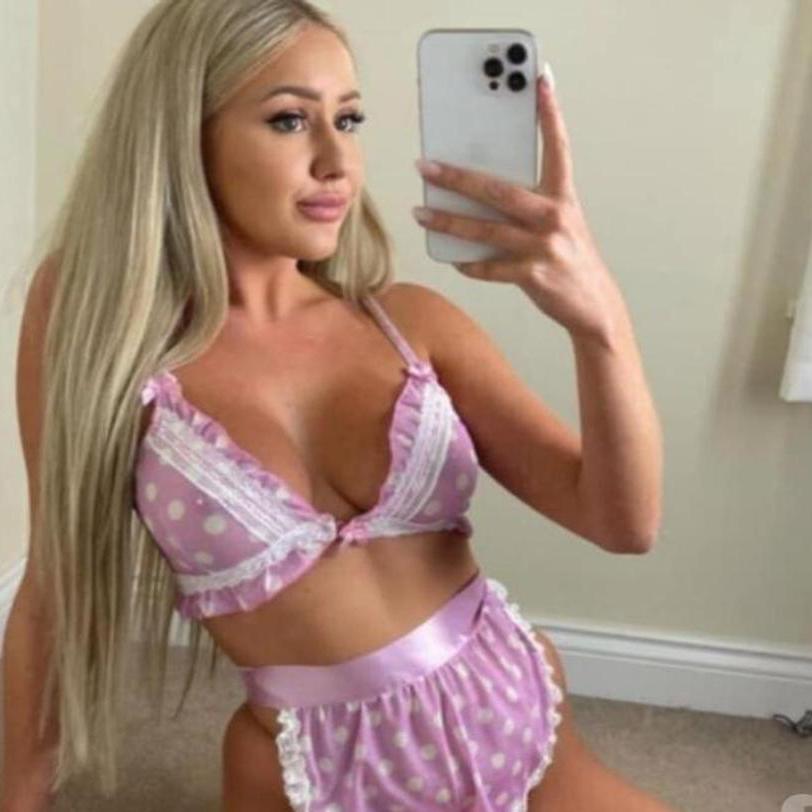  is Female Escorts. | Glasgow | United Kingdom | United Kingdom | EscortsLiaison