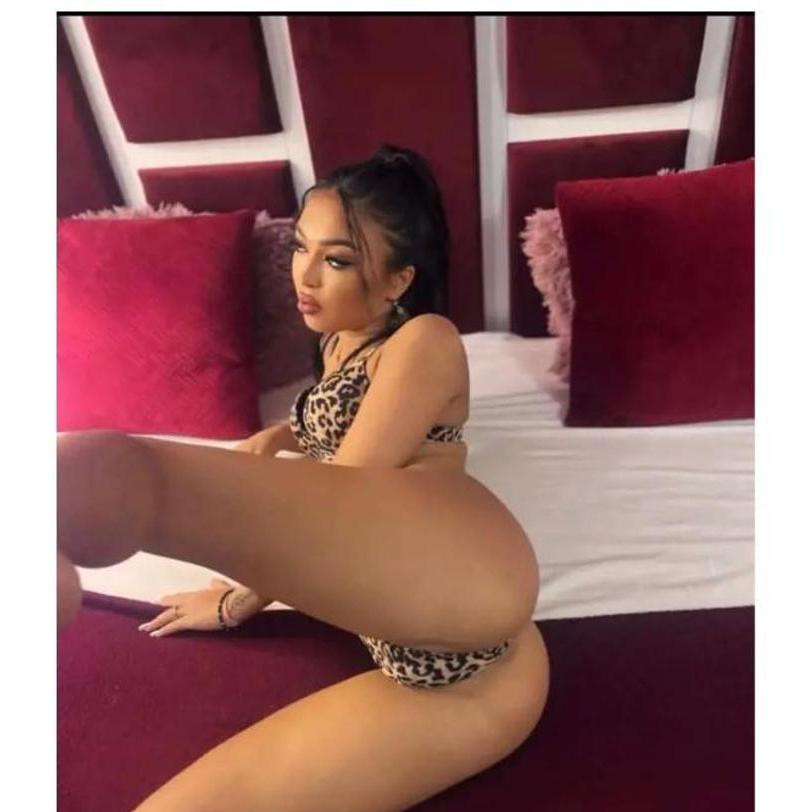  is Female Escorts. | Hampshire | United Kingdom | United Kingdom | EscortsLiaison