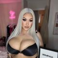 
                        Chloe Cashmere
                     is Female Escorts. | Niagara | Ontario | Canada | EscortsLiaison