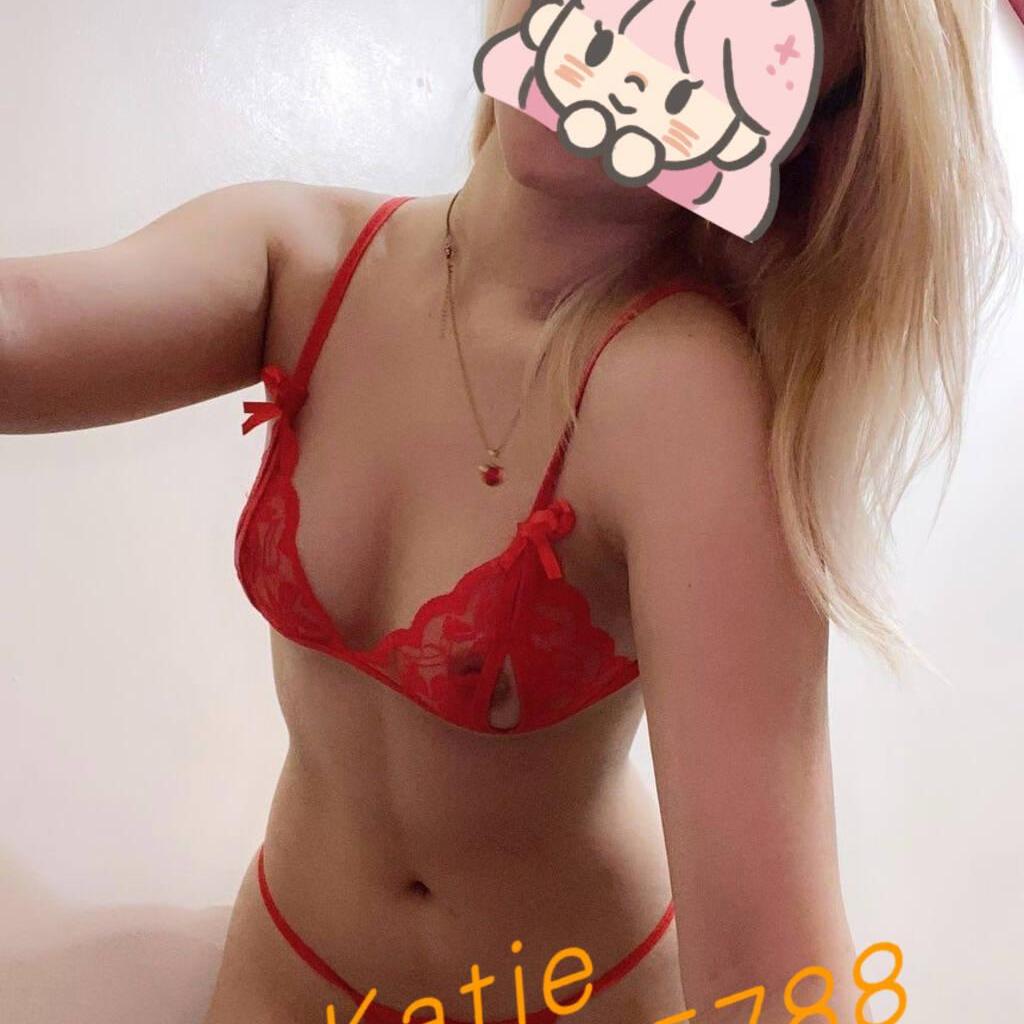 
                        Katie
                     is Female Escorts. | Kitchener | Ontario | Canada | EscortsLiaison