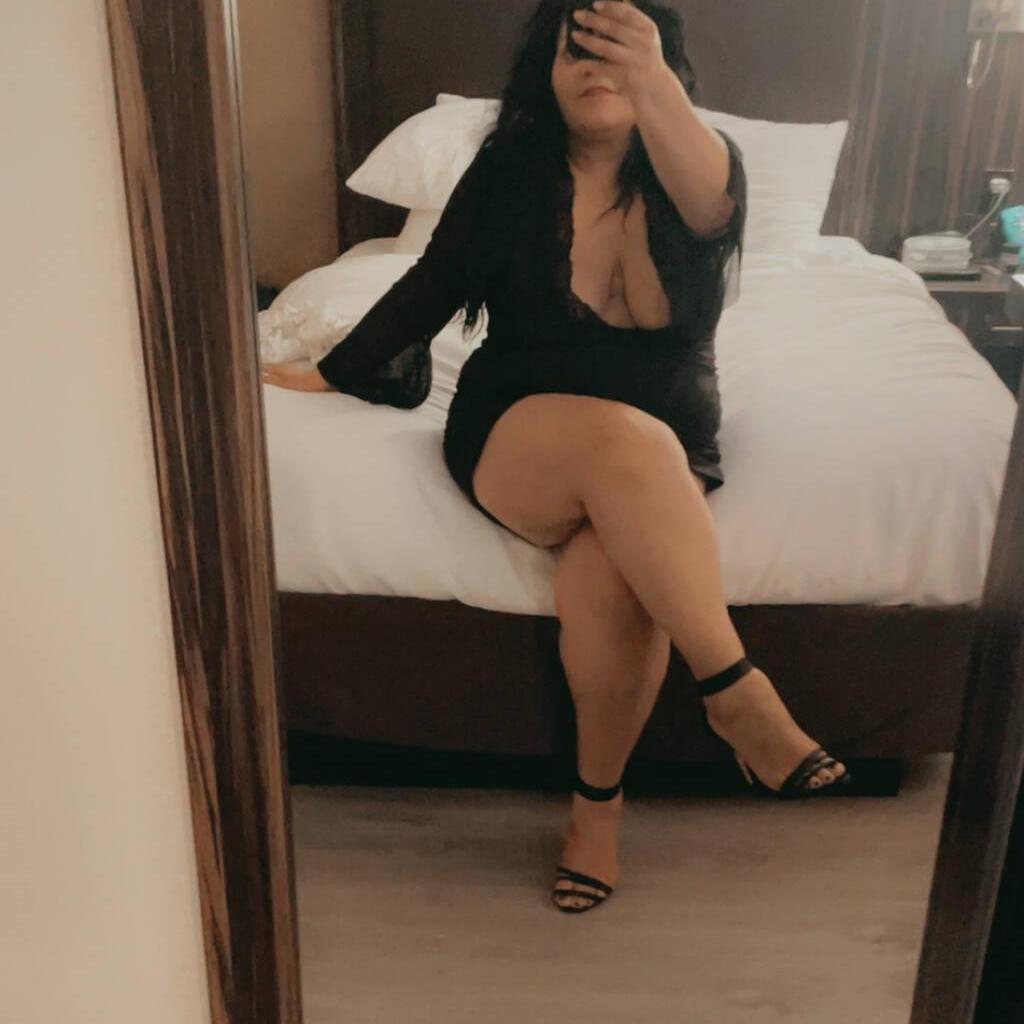 
                        Taylor
                     is Female Escorts. | Niagara | Ontario | Canada | EscortsLiaison