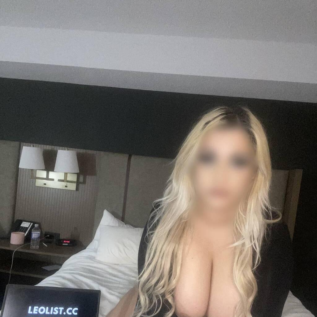 
                        Sabrina
                     is Female Escorts. | windsor | Ontario | Canada | EscortsLiaison