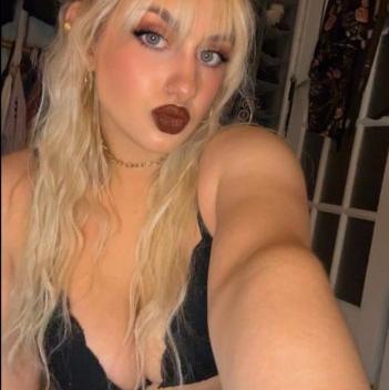  is Female Escorts. | Charleston | South Carolina | United States | EscortsLiaison