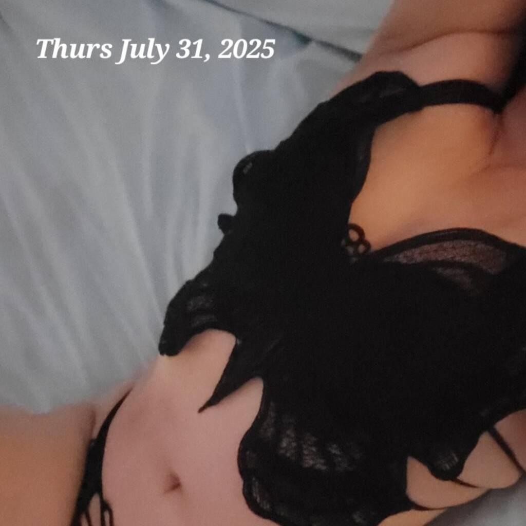 
                        Nina (Nice&Naughty in 1)
                     is Female Escorts. | Moncton | New Brunswick | Canada | EscortsLiaison