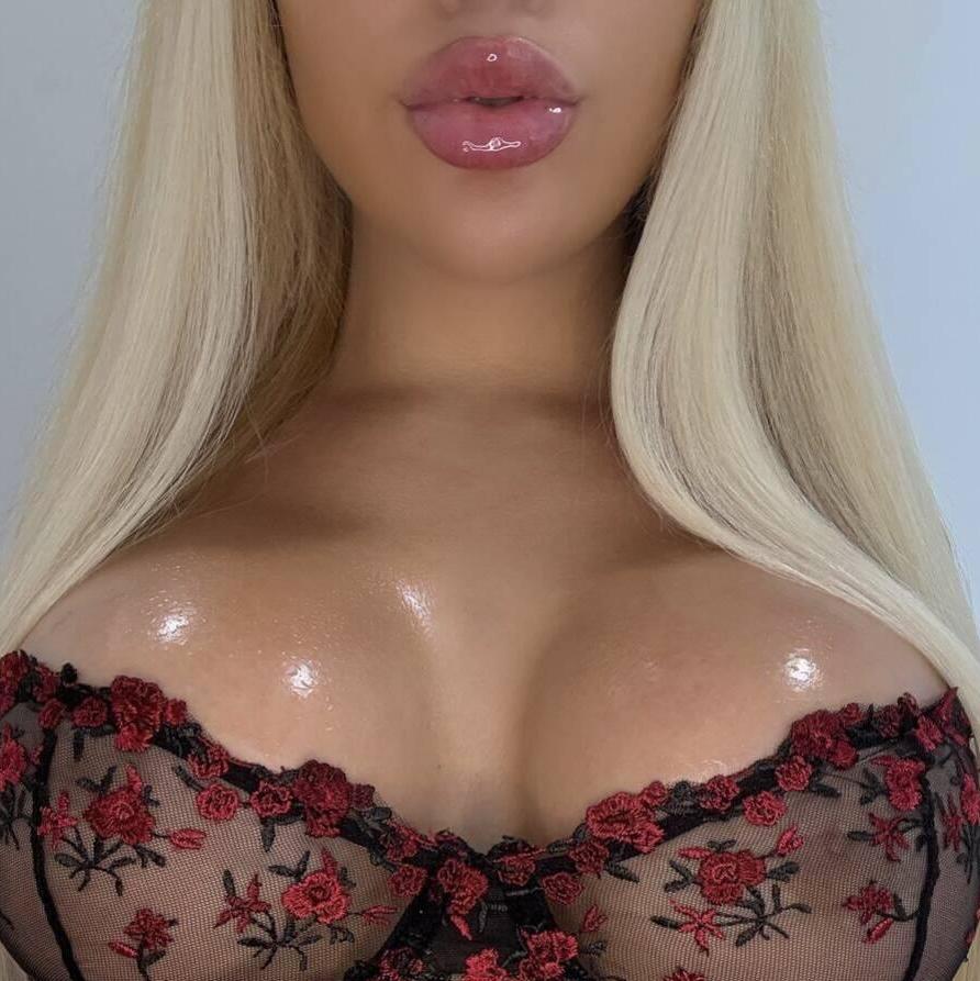 
                        Bella
                     is Female Escorts. | Niagara | Ontario | Canada | EscortsLiaison