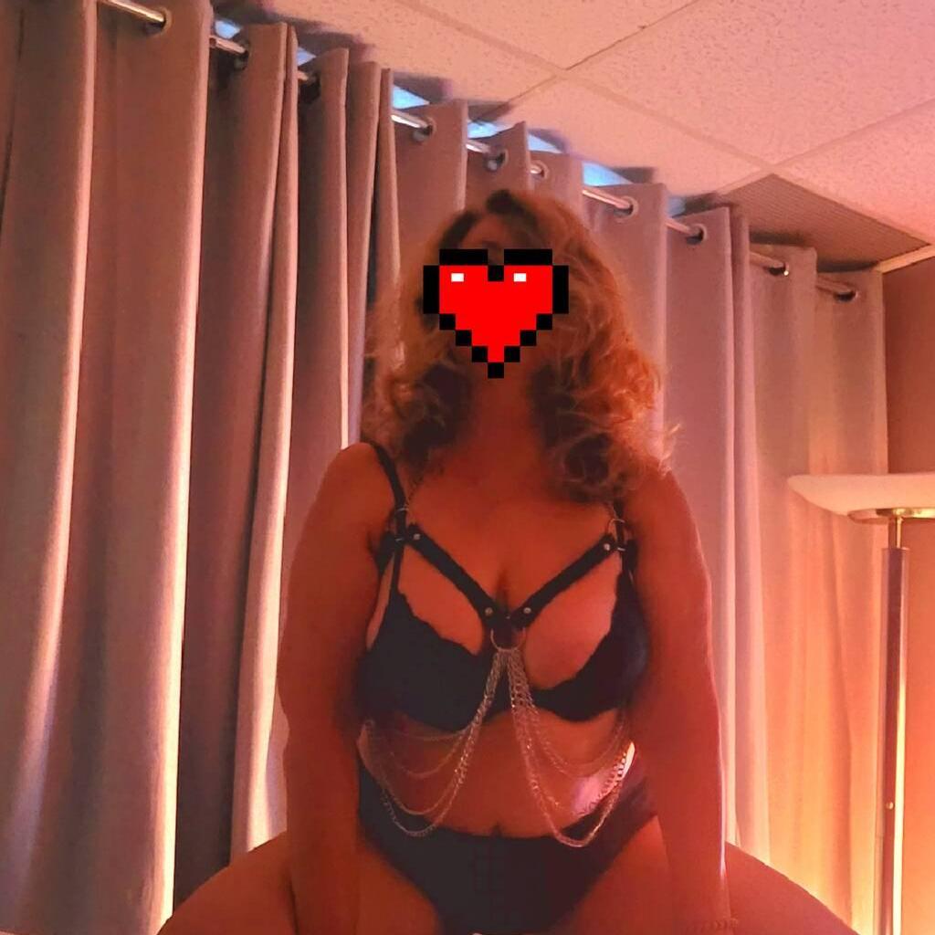 
                        Diana
                     is Female Escorts. | Quebec City | Quebec | Canada | EscortsLiaison