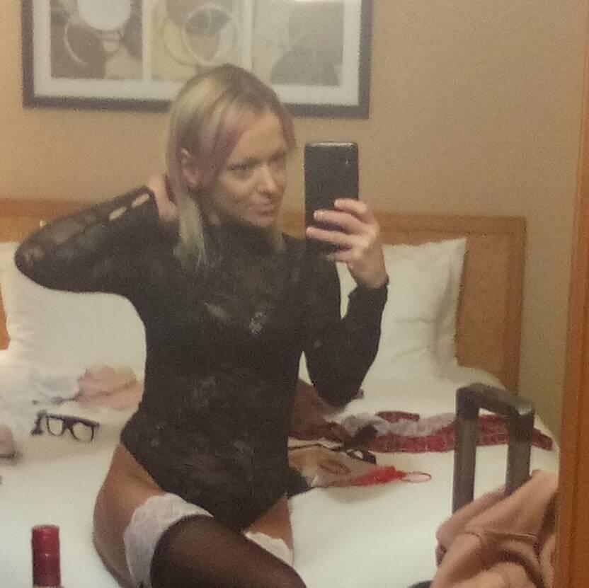 
                        Chrissy
                     is Female Escorts. | Winnipeg | Manitoba | Canada | EscortsLiaison