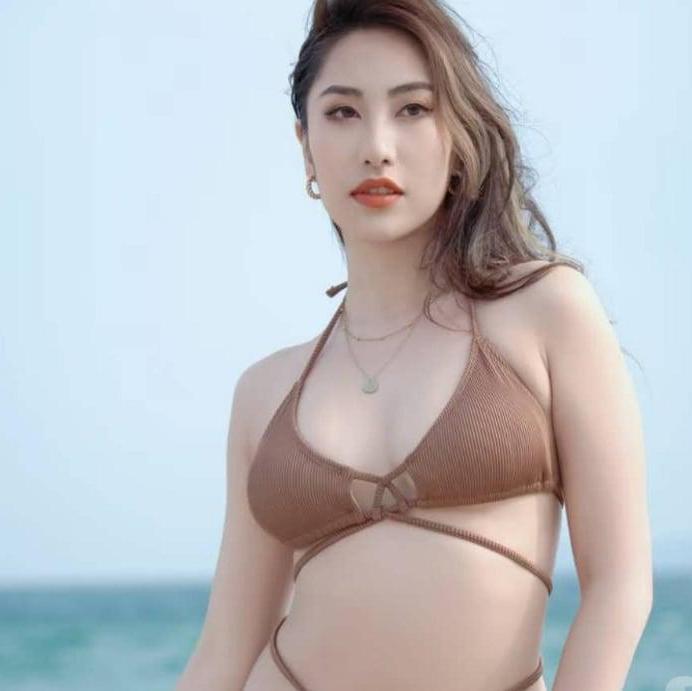  is Female Escorts. | East Midlands | United Kingdom | United Kingdom | EscortsLiaison