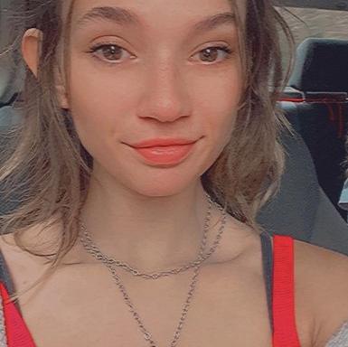  is Female Escorts. | Chicago Falls | Illinois | United States | EscortsLiaison