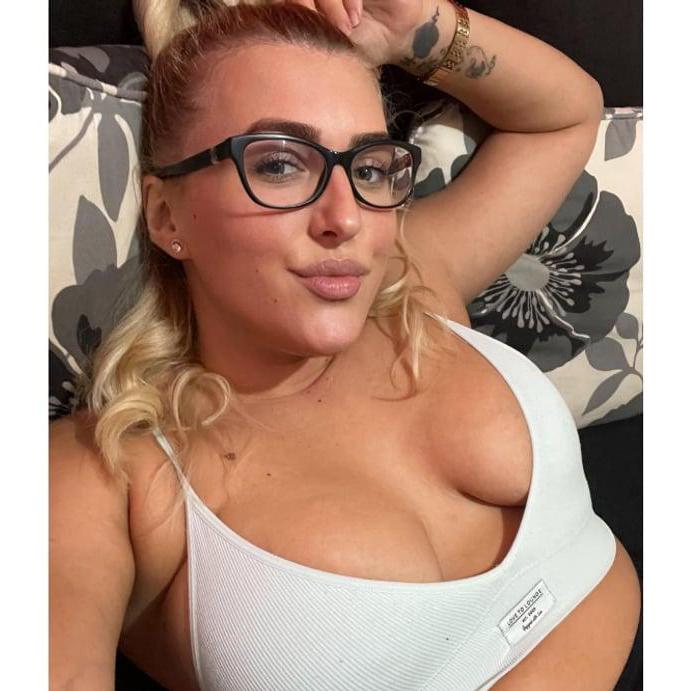  is Female Escorts. | East Midlands | United Kingdom | United Kingdom | EscortsLiaison