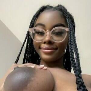 
                        Ewa
                     is Female Escorts. | Nanaimo | British Columbia | Canada | EscortsLiaison