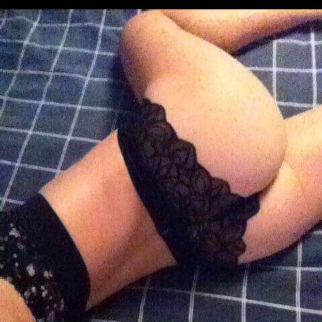 
                        Julia
                     is Female Escorts. | Quebec City | Quebec | Canada | EscortsLiaison