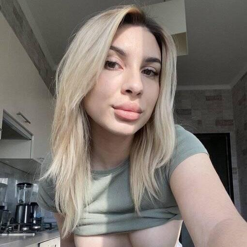 
                        Mercy
                     is Female Escorts. | Kelowna | British Columbia | Canada | EscortsLiaison