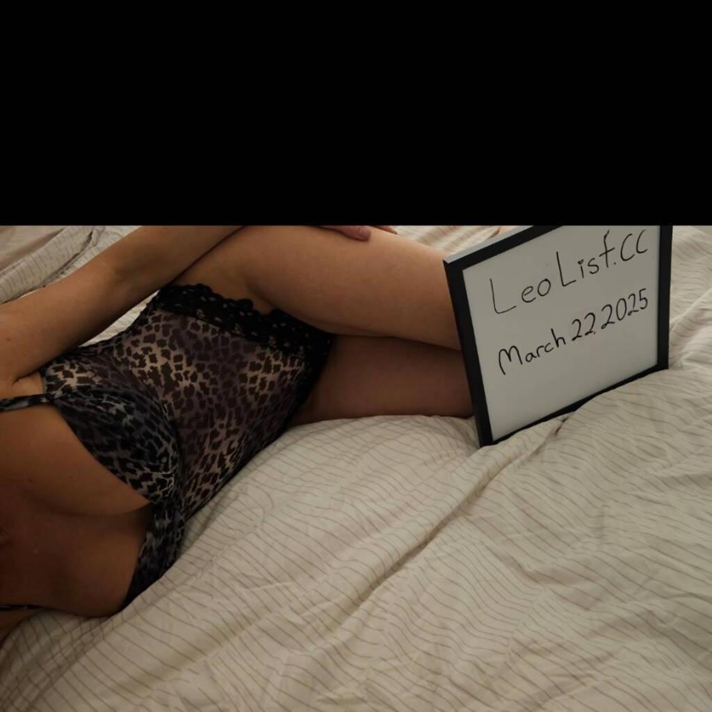 
                        Scarlette Rose
                     is Female Escorts. | Kelowna | British Columbia | Canada | EscortsLiaison