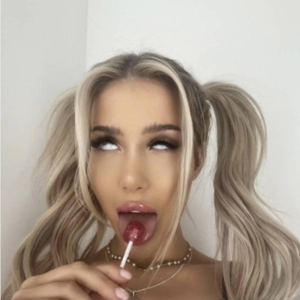 
                        Kyla
                     is Female Escorts. | Hamilton | Ontario | Canada | EscortsLiaison