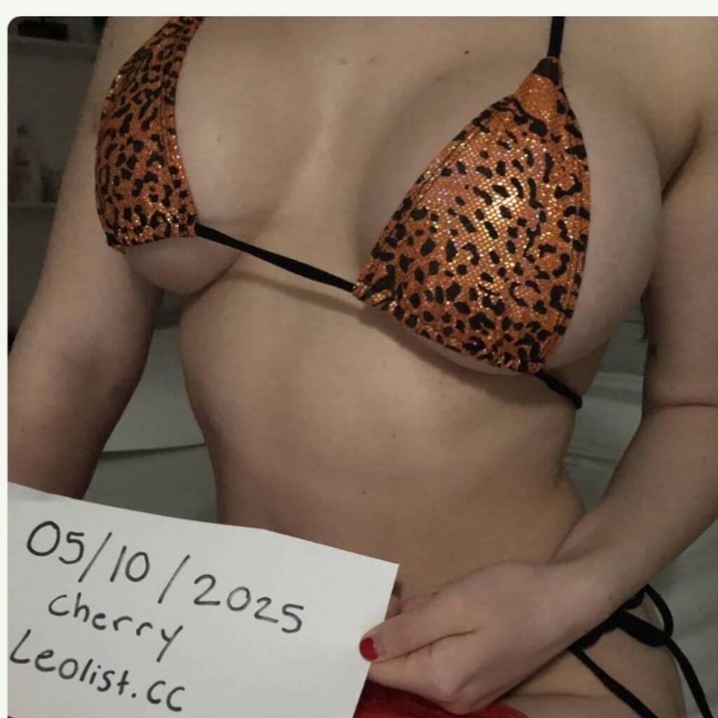 
                        Honey and cherry
                     is Female Escorts. | Sudbury | Ontario | Canada | EscortsLiaison