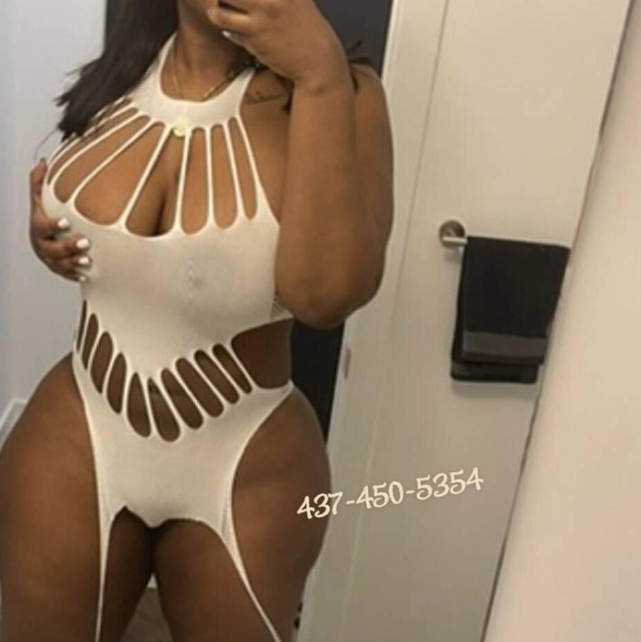 
                        Celine
                     is Female Escorts. | Guelph | Ontario | Canada | EscortsLiaison
