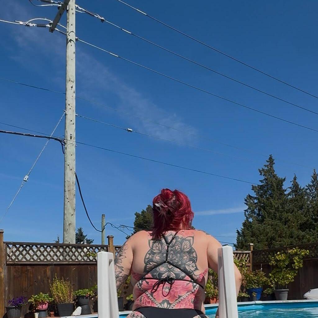 
                        Nikki Rae
                     is Female Escorts. | Edmonton | Alberta | Canada | EscortsLiaison