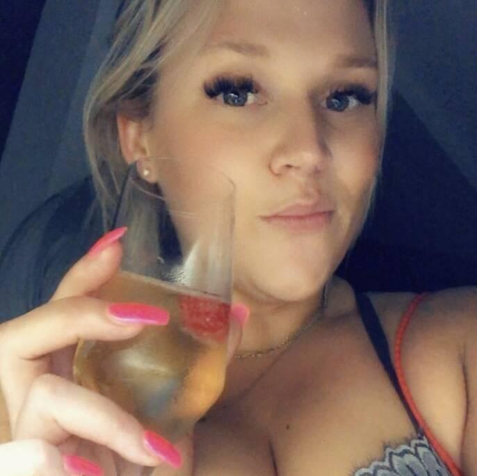 
                        Lianna 438.500.0838
                     is Female Escorts. | Quebec City | Quebec | Canada | EscortsLiaison