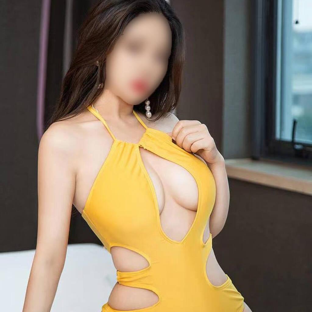 
                        ASIAN PLEASURE
                     is Female Escorts. | Montreal | Quebec | Canada | EscortsLiaison