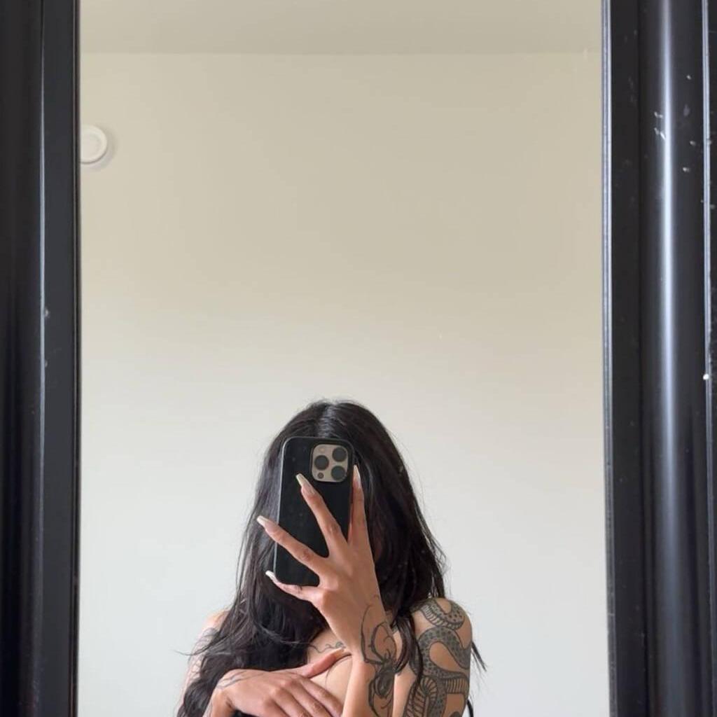 
                        Yasmin
                     is Female Escorts. | Comox Balley | British Columbia | Canada | EscortsLiaison