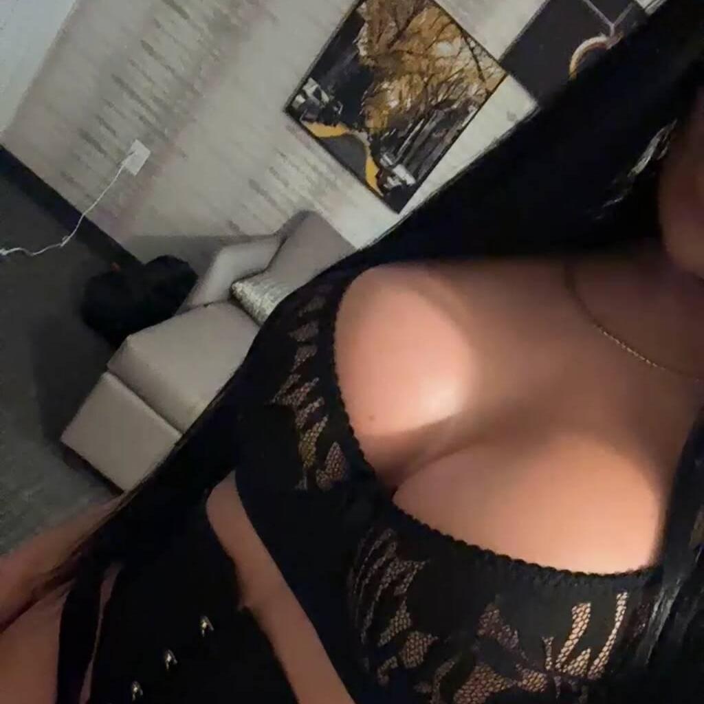 
                        Cash only same day
                     is Female Escorts. | Brandon | Manitoba | Canada | EscortsLiaison