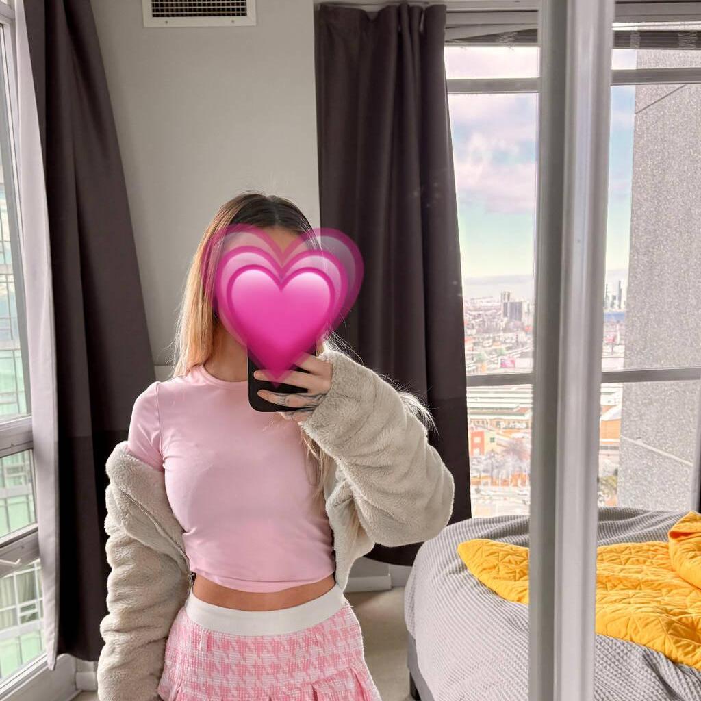 
                        Kimmy
                     is Female Escorts. | Toronto | Ontario | Canada | EscortsLiaison