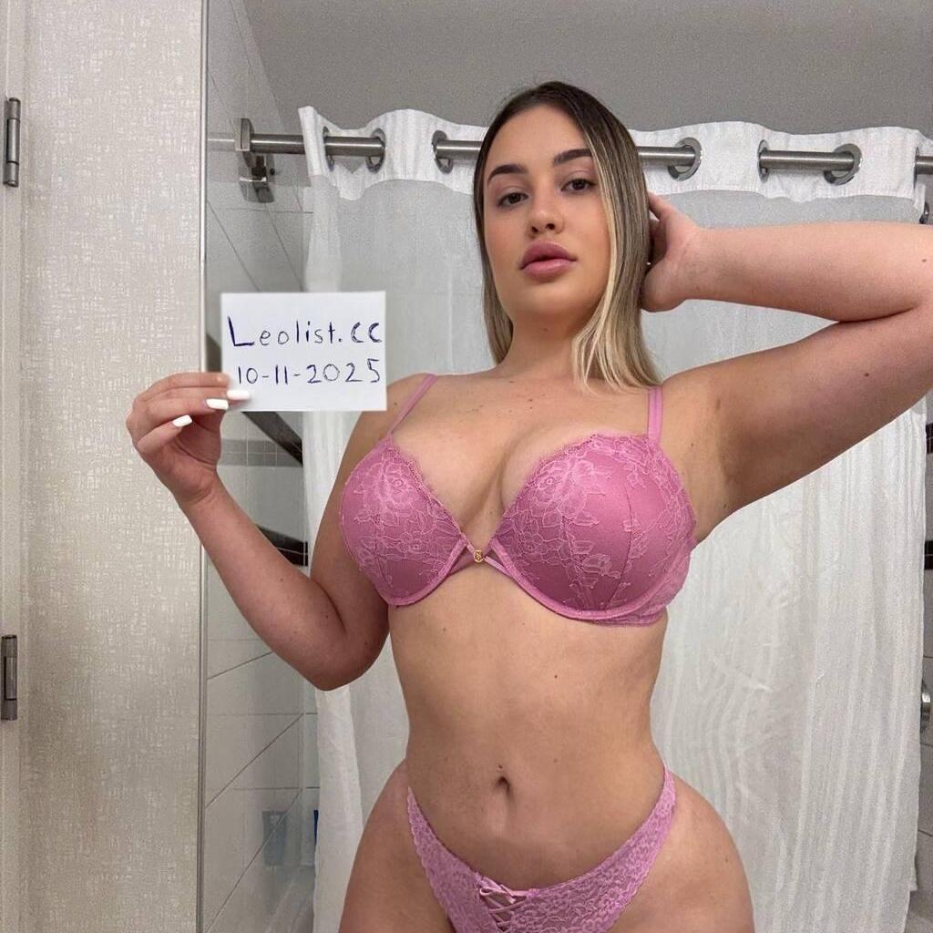 
                        Alexis
                     is Female Escorts. | Quebec City | Quebec | Canada | EscortsLiaison