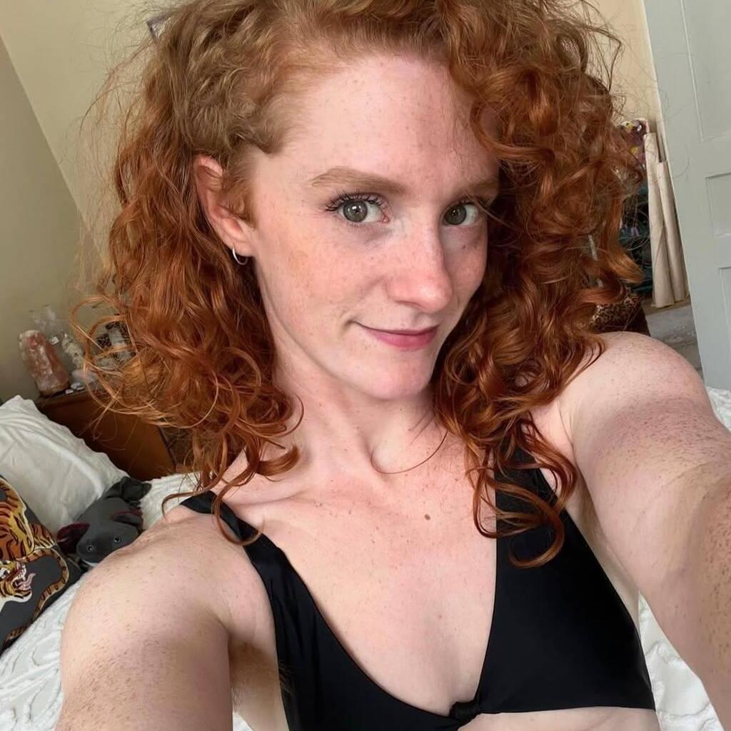 
                        Kruzz
                     is Female Escorts. | Nanaimo | British Columbia | Canada | EscortsLiaison