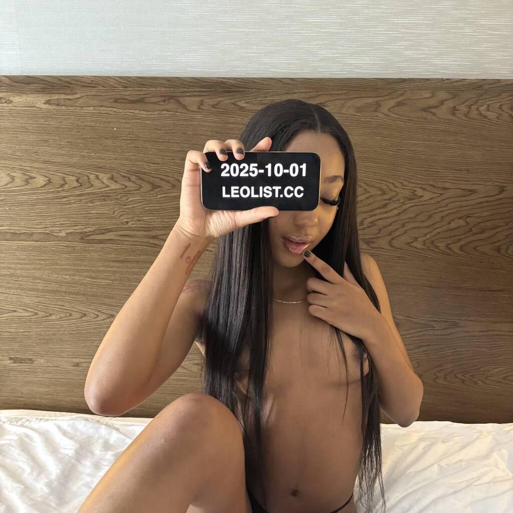 
                        Princess
                     is Female Escorts. | Montreal | Quebec | Canada | EscortsLiaison