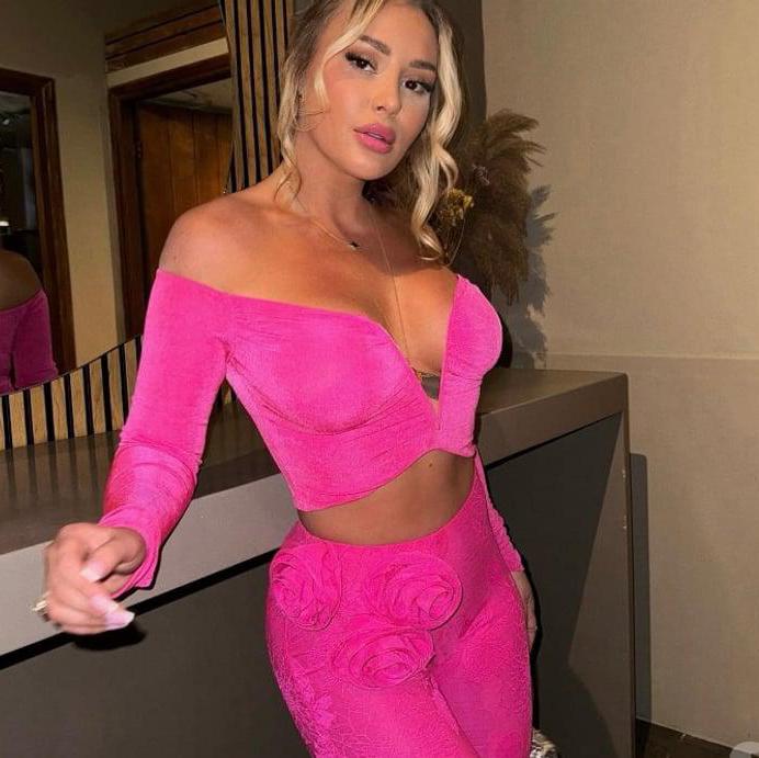  is Female Escorts. | Essex | United Kingdom | United Kingdom | EscortsLiaison