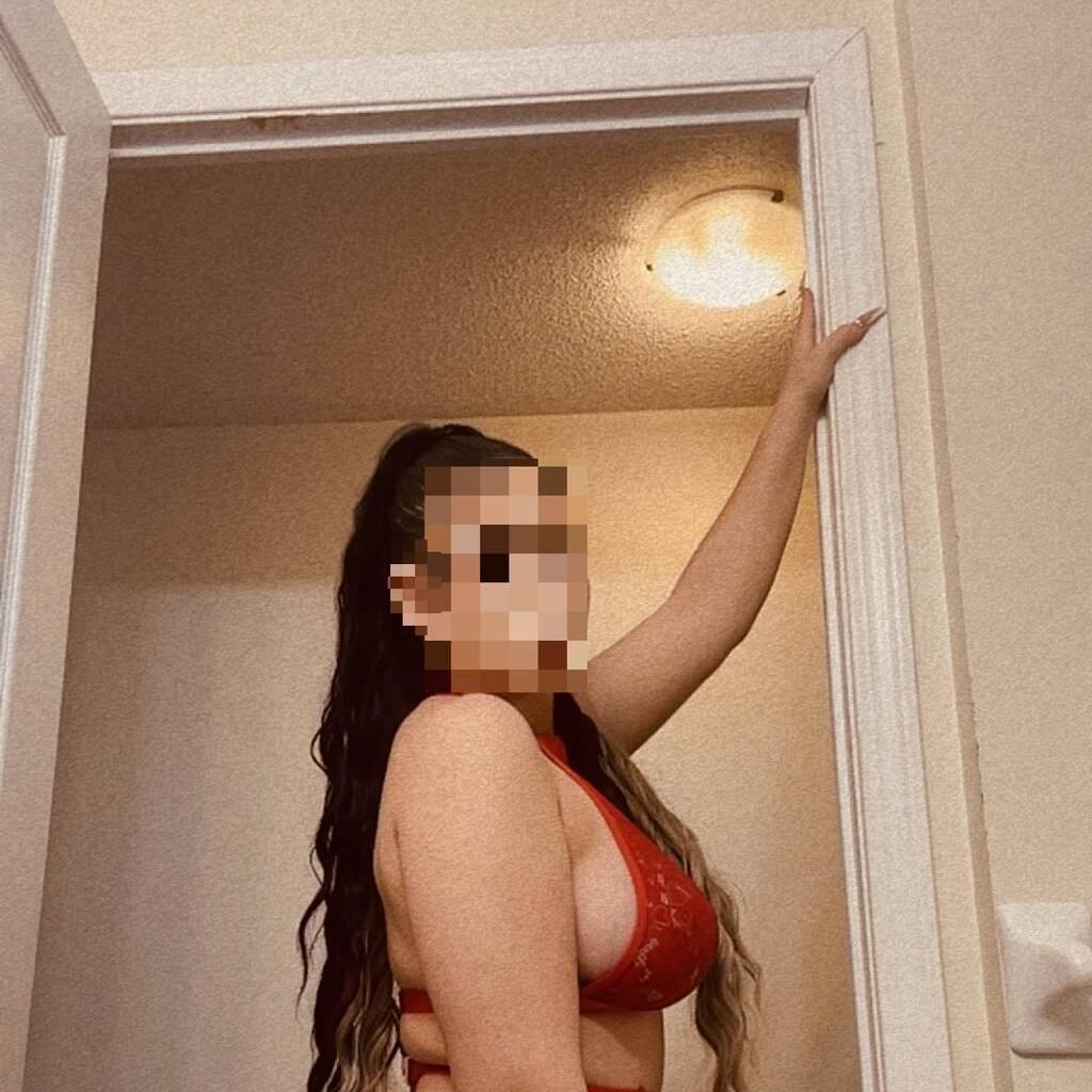 
                        Jessica Rose
                     is Female Escorts. | Toronto | Ontario | Canada | EscortsLiaison