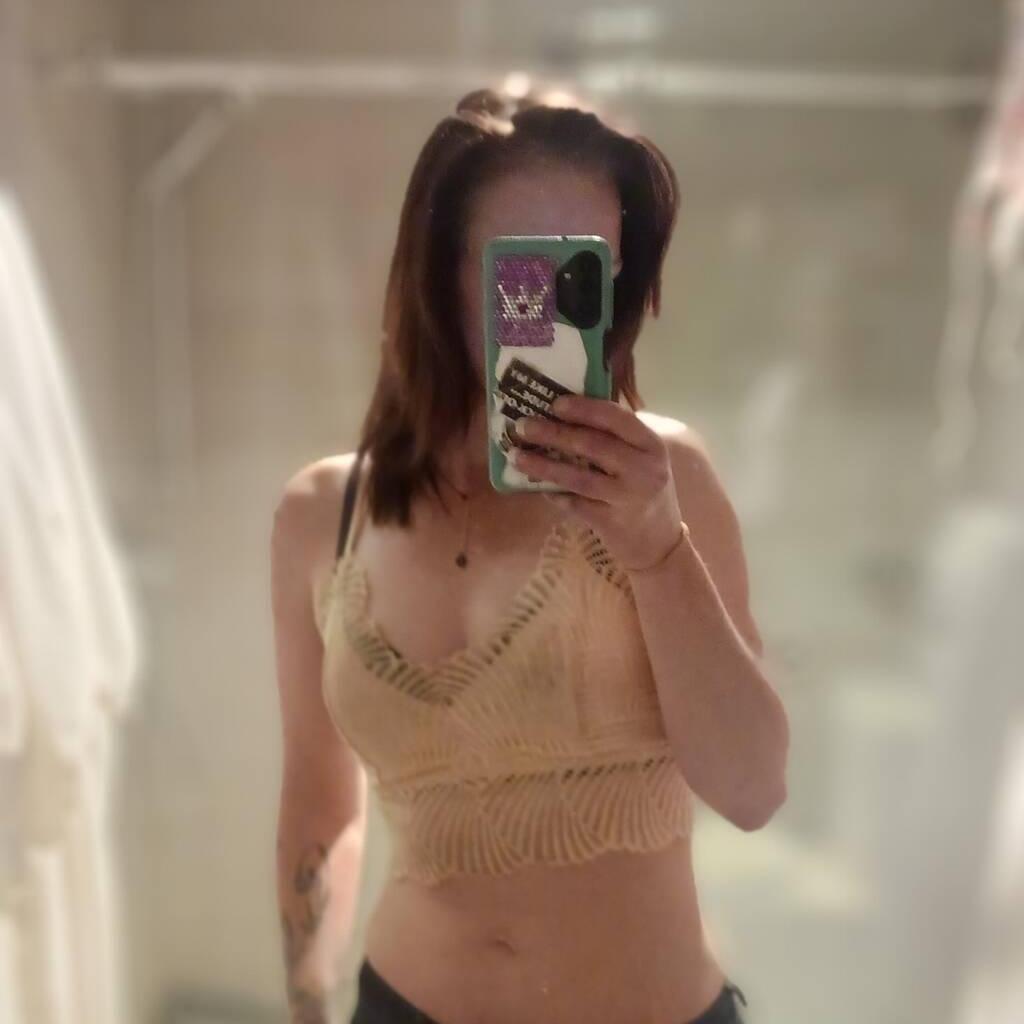 
                        Ava
                     is Female Escorts. | Victoria | British Columbia | Canada | EscortsLiaison