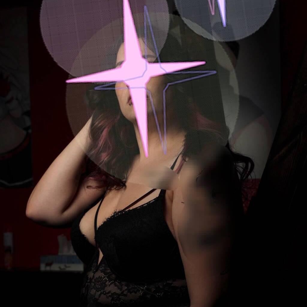 
                        Piper LuxXx
                     is Female Escorts. | Lethbridge | Alberta | Canada | EscortsLiaison