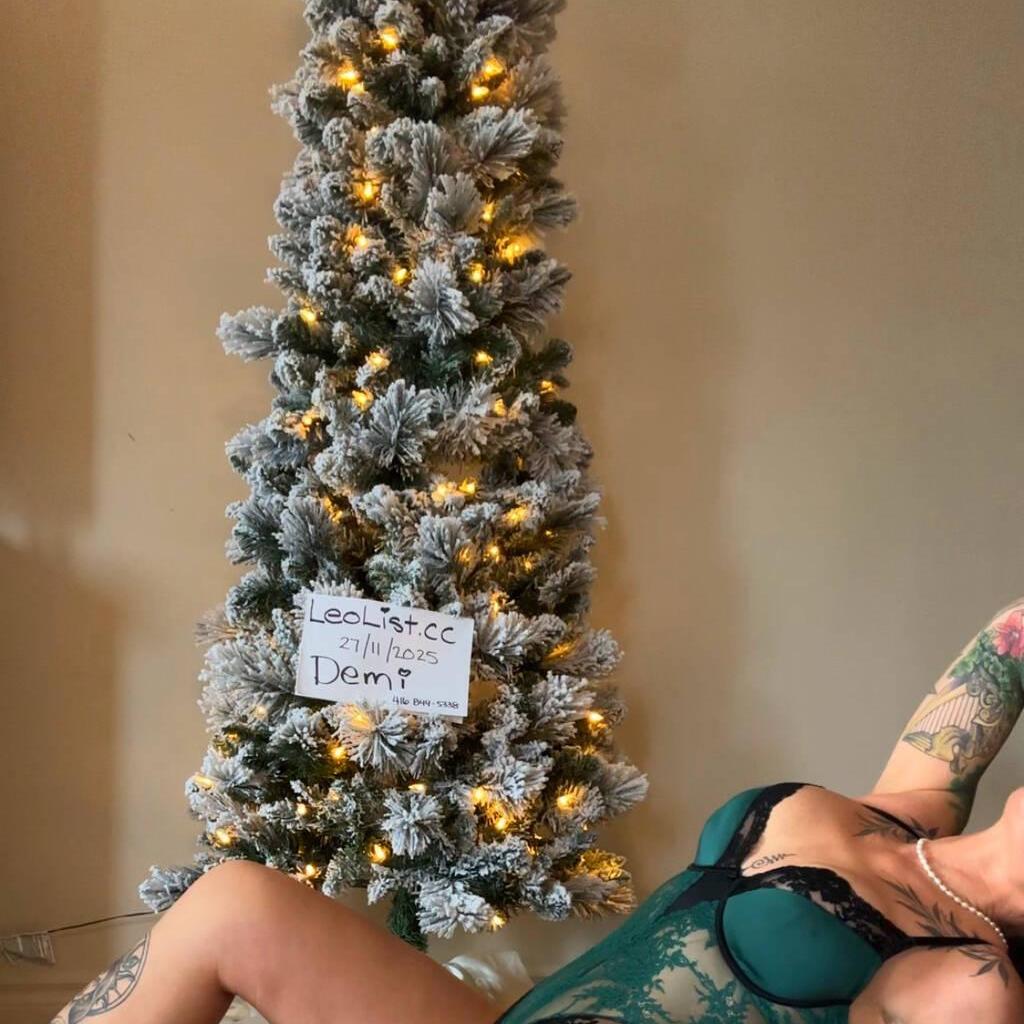 
                        Demi
                     is Female Escorts. | London | Ontario | Canada | EscortsLiaison