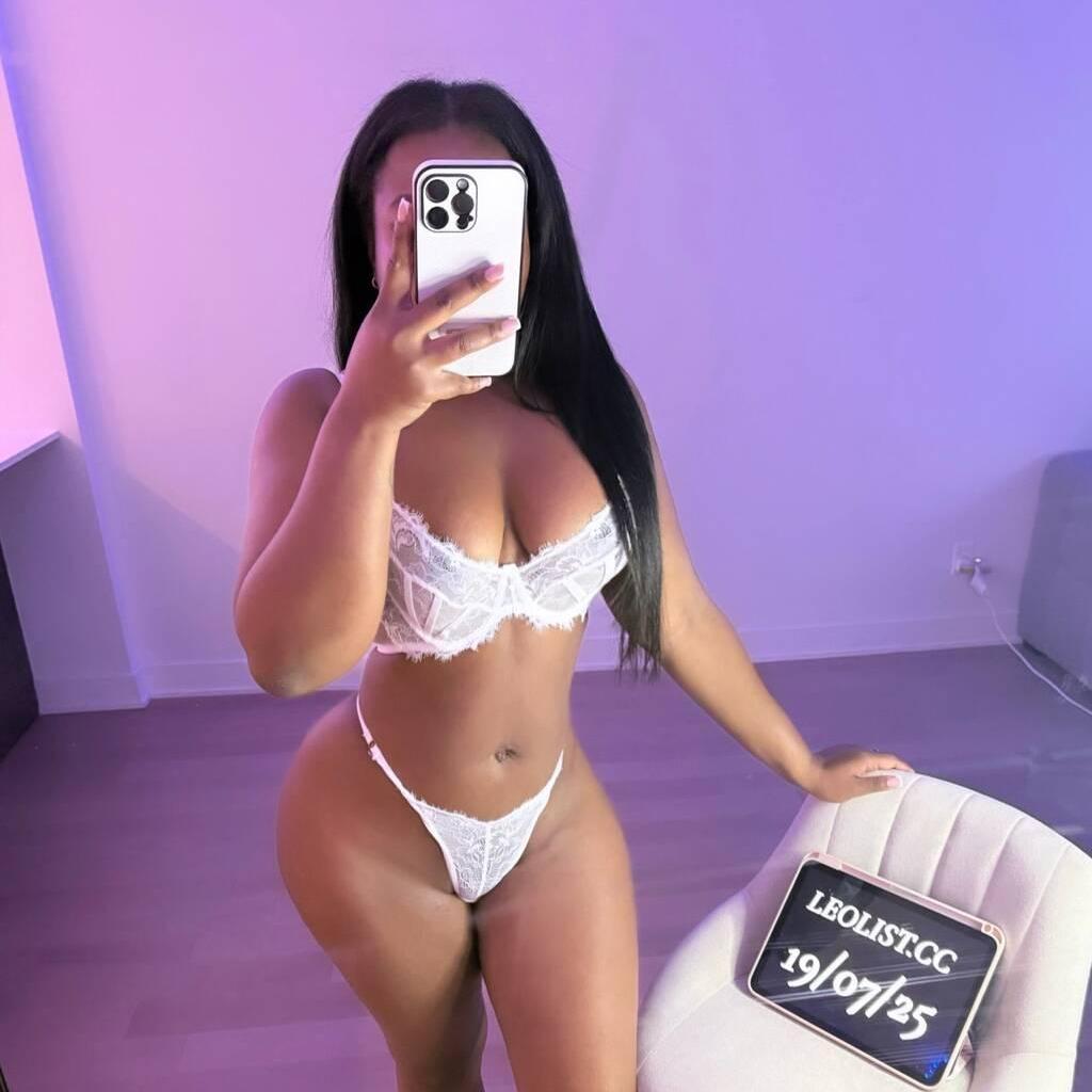 
                        Becky
                     is Female Escorts. | Moncton | New Brunswick | Canada | EscortsLiaison