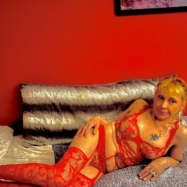 
                        Michelle
                     is Female Escorts. | windsor | Ontario | Canada | EscortsLiaison