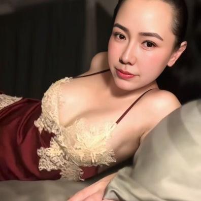  is Female Escorts. | Kansas City | Missouri | United States | EscortsLiaison